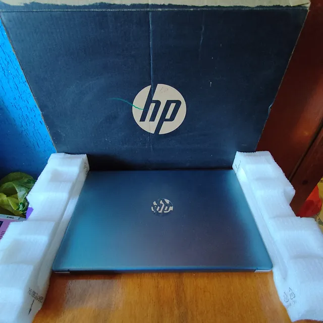 Laptop Hp I3 12a Generación.8 Gb Ram 512 Ssd De Almacenamien