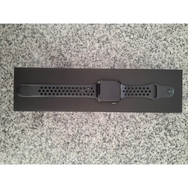Reloj Apple Watch Serie 5 Nike