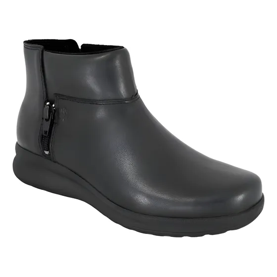 Bota Cerrada  Lombardino Talles Únicos 2005