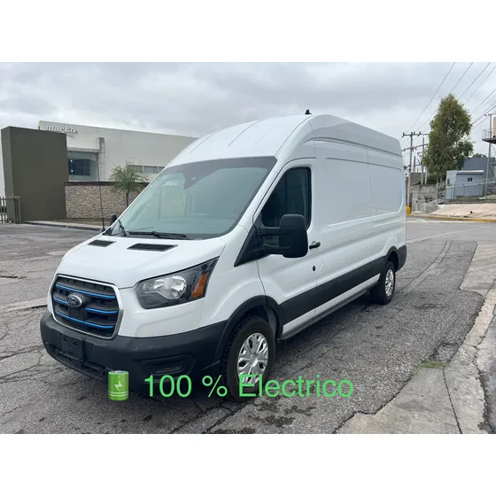 E Transit 100% Eléctrico Sin Usar Techo Alto Solo 2000 Km