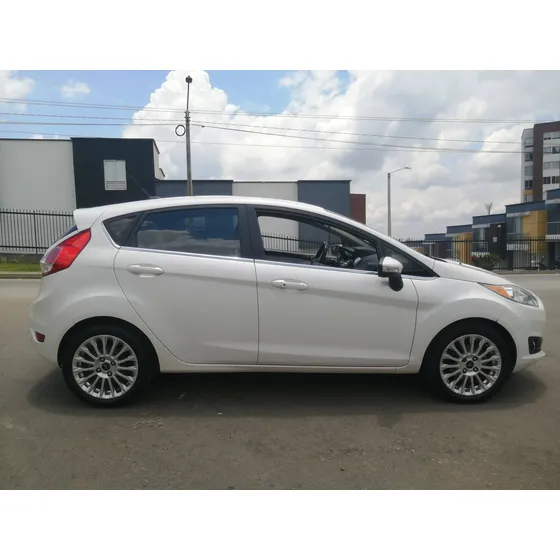 Ford Fiesta 1.6 Hatchback Titanium
