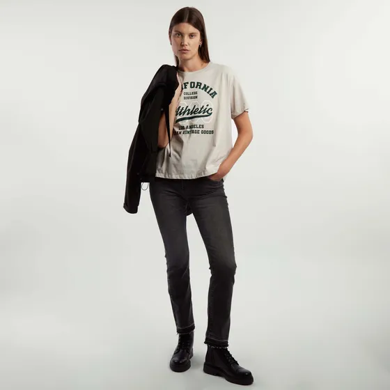 Remera Mujer Kevingston Goods Estampada Off White