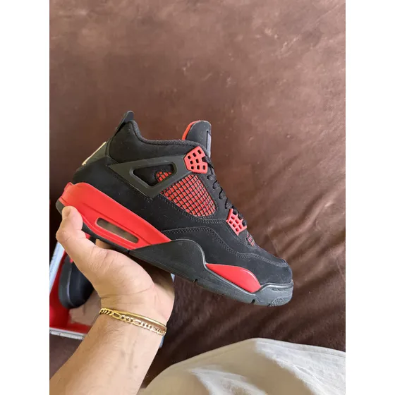 Tenis Jordan 4 Retro Red Thunder