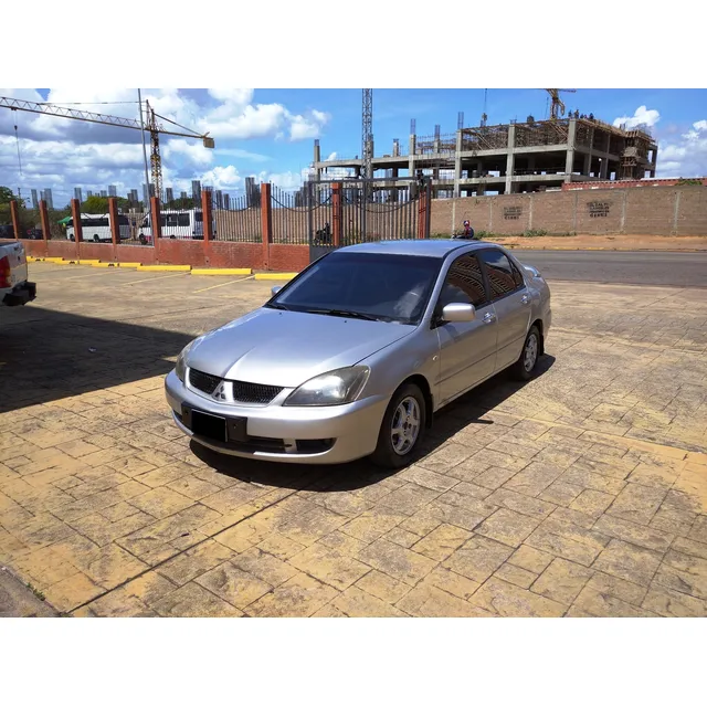 Mitsubishi Lancer Glx