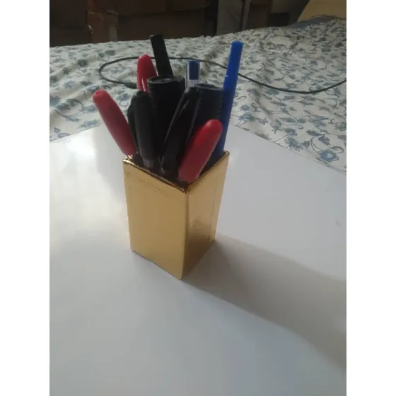 Porta Lapices Color Oro Delivery En Caracas Medidas 5l-8a-5a