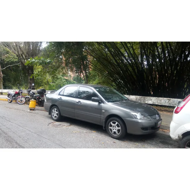 Mitsubishi Lancer Gtv 1.6
