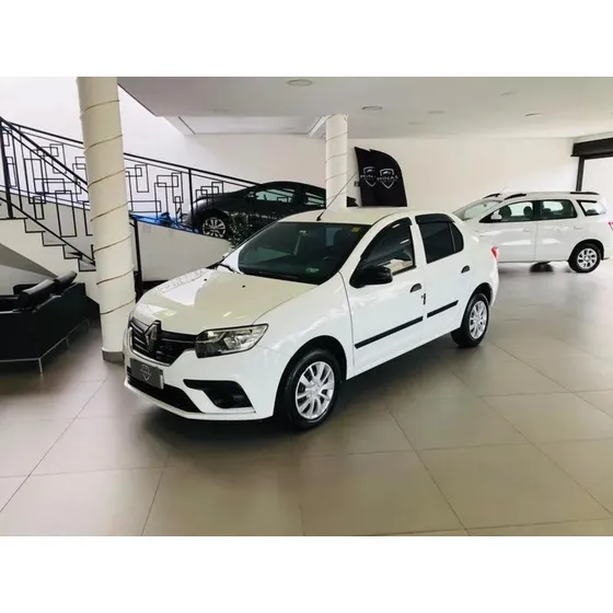Renault Logan 1.6 Dynamique 8v Flex 4p Manual