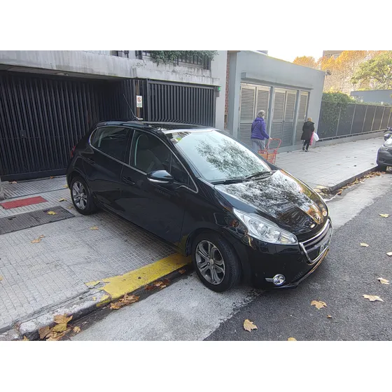 Peugeot 208 1.6 Feline Pack Cuir