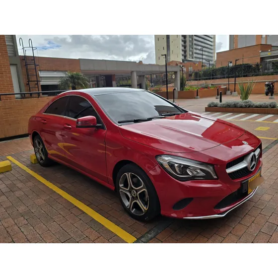 Mercedes-benz Clase Cla 180 Urban 1.6