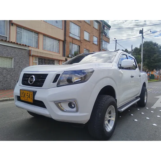 Nissan Np300 Frontier 2.5l