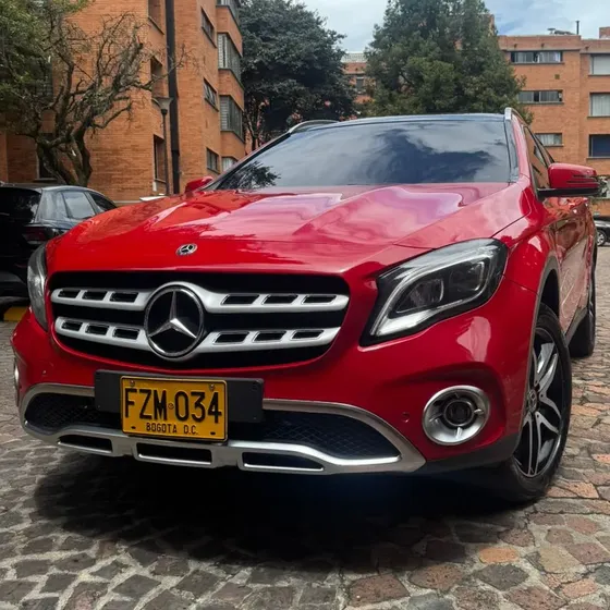Mercedes-Benz Clase Gla 2019 1.6 200 Urban