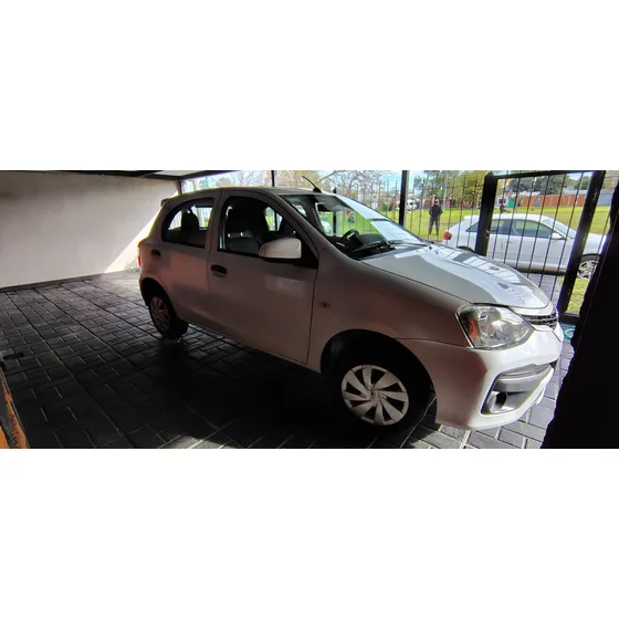 Toyota Etios 1.5 X 6mt My19