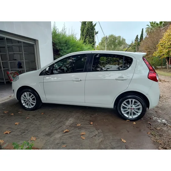 Fiat Palio 1.6 Nuevo Essence 115cv