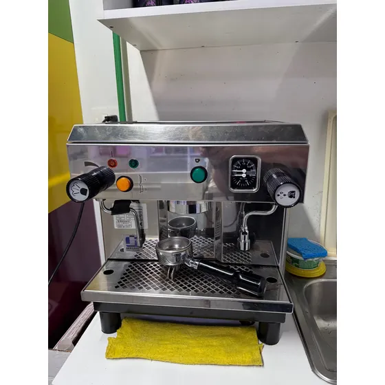 Máquina Cafe Espresso Bezzara Italiana Usada 1 Mes