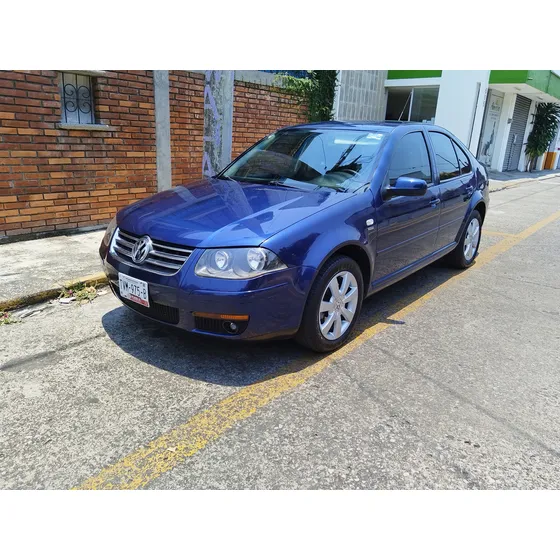Volkswagen Jetta 2.0 L4 Mt