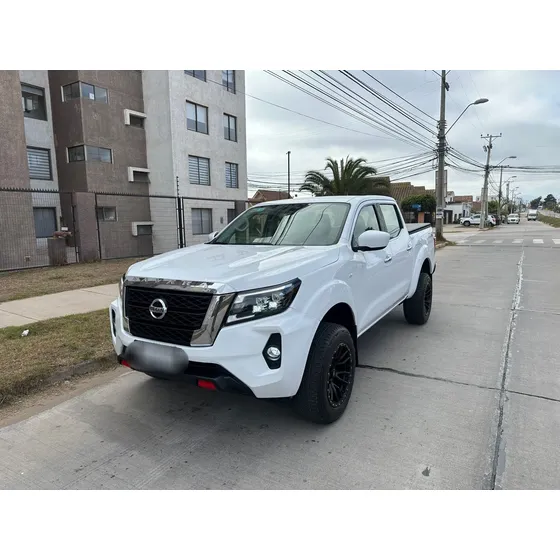 Nissan Navara 2.3d Biturbo Cd Se 4x4