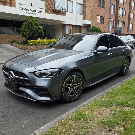 Mercedes-Benz Clase C 2025 2.0 C 200 Avantgarde