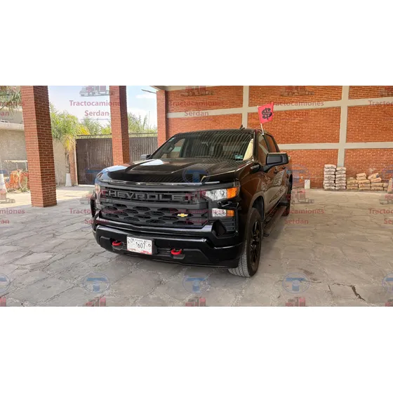 Chevrolet Silverado 2023 5.3 V8 Custom Doble Cabina 4x4 At