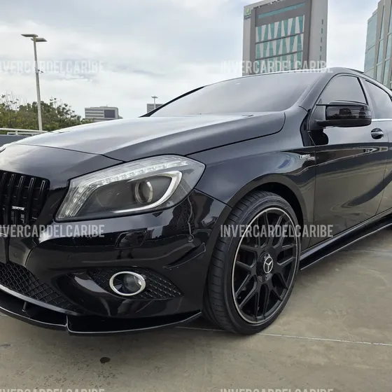 Mercedes-Benz Clase Cla 2016 200 Full Extras