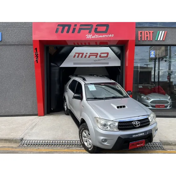 Toyota Hilux Sw4 3.0 Srv 4x4 7 Lugares 16v Turbo Intercooler Diesel 4p Automático
