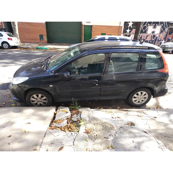 Peugeot 207 1.6 Sw Nafta