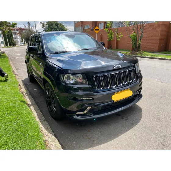 Jeep Grand Cherokee 6.4 Srt8