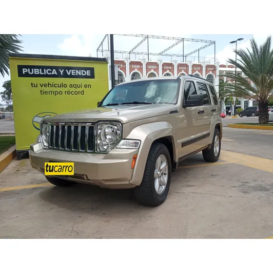 Jeep Cherokee Sport .