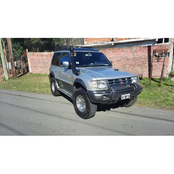 Mitsubishi Montero 2.8 Gls I Metal Top