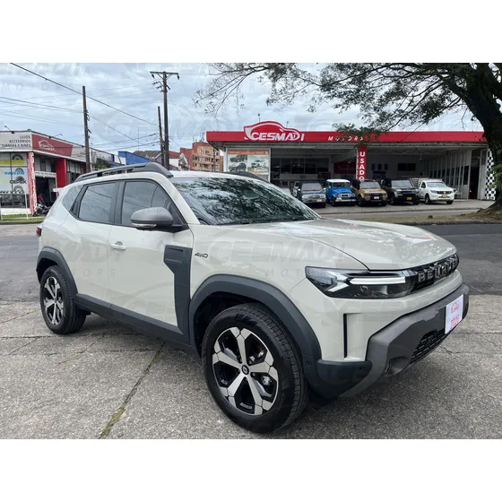 Renault Duster E-tech 4x4