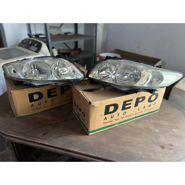 Faros Delanteros Toyota Corolla 2010-2012 123456