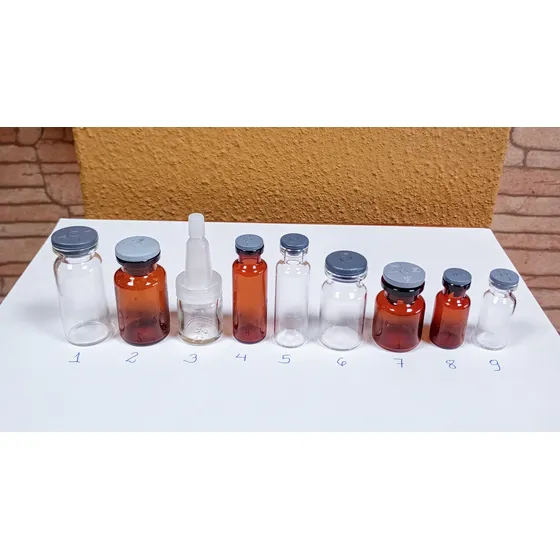 Frascos Pequeños Reciclados De Vidrio Con Tapón De Goma