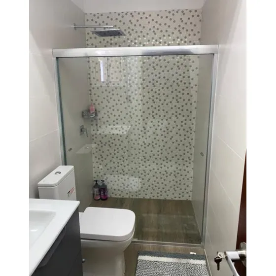 Puertas De Baño