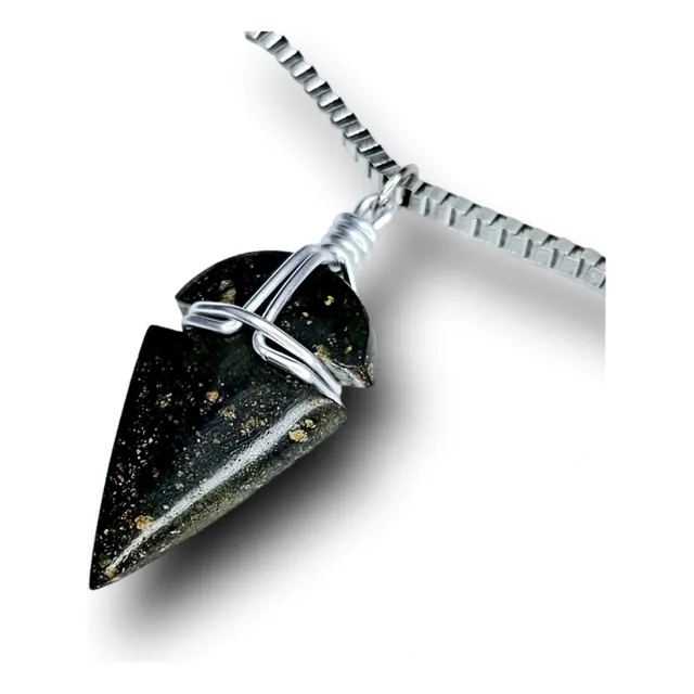Collar De Hombre Punta De Flecha Piedra Natural Ónix Tallada