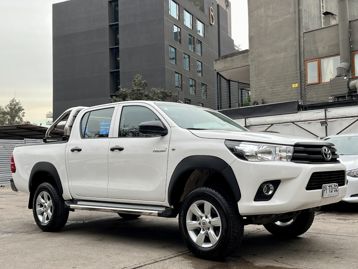 Toyota Hilux Dx 2021