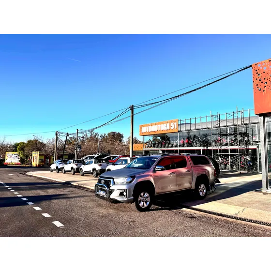 Toyota Hilux 2.4 D.cab. T.dsl Sr