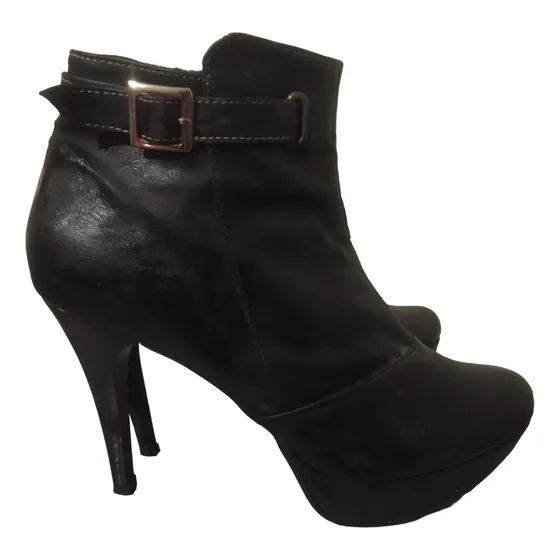 Bota Aguja De Moda Mujer Usado! Poco Uso En Stock.
