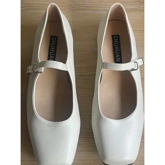 Zapatillas Blanca Nuevas En Perfecto Estado