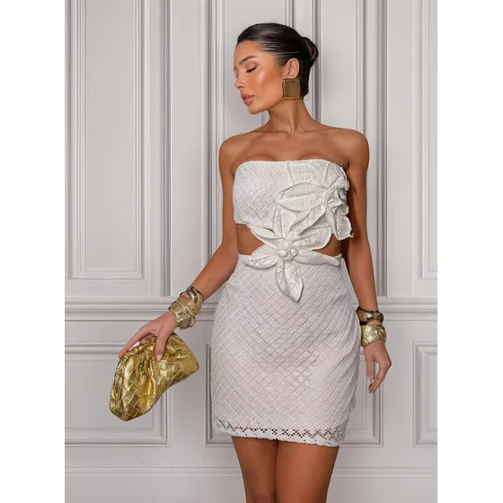 Vestido De Crochê Com Elastano Com Detalhe De Flor
