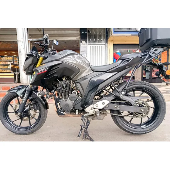 Naked Yamaha Fz25 2023