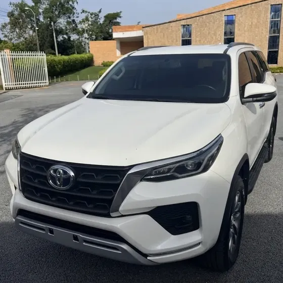 Toyota Fortuner 2023 2.8l