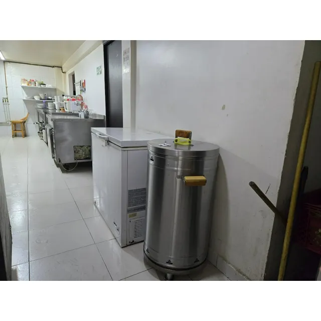 Restaurante Toberín: Zona Empresarial E Ipss
