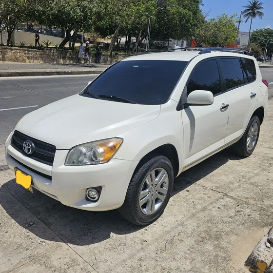 Toyota Rav4 2011 2.5 Std