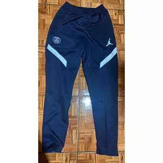 Ropa deportiva de mujer en venta en San José