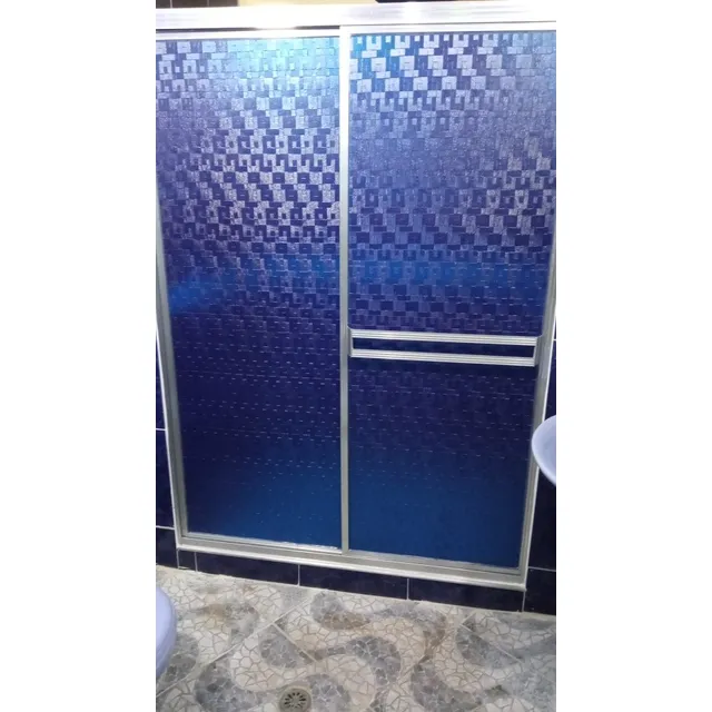 Puertas De Duchas En Acrílico Con Marcos De Aluminio 
