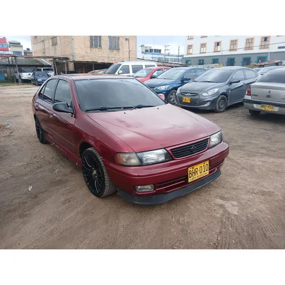Nissan Sentra 1.6 B14 Ex Saloon