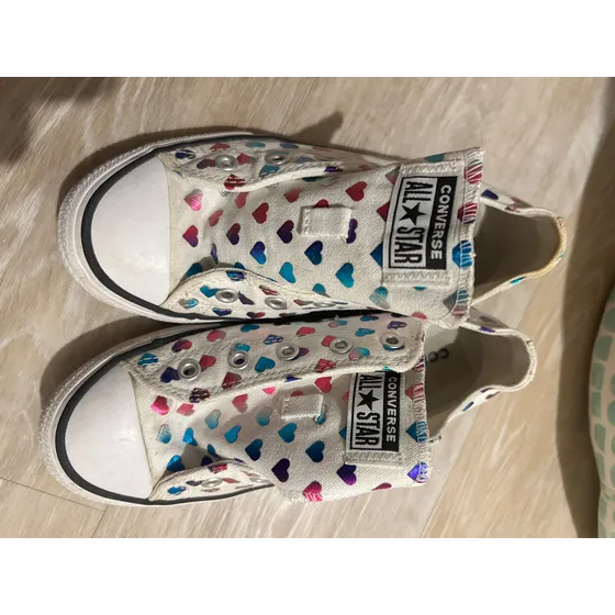 Zapatillas Converse Nenas Corazones Metalizados Usa