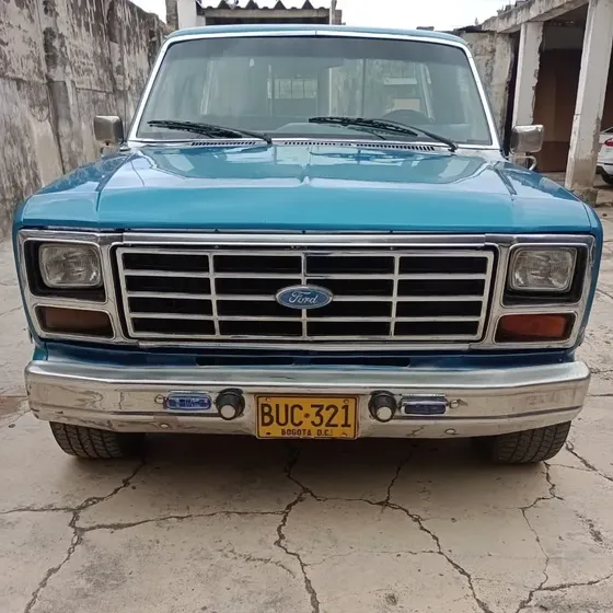 Ford F-150 1985 5.0 Xlt