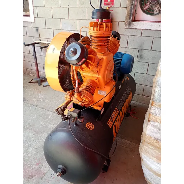 Compressor Chiaperini Cj 60 Apw 15hp Trifásico Preto