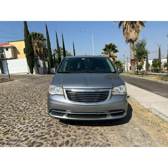 Chrysler Town & Country 3.6 Li At