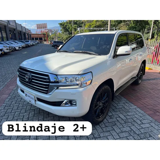 Toyota Land Cruiser Lc200 Vxr 4.6 At 4x4 Blindaje 2+